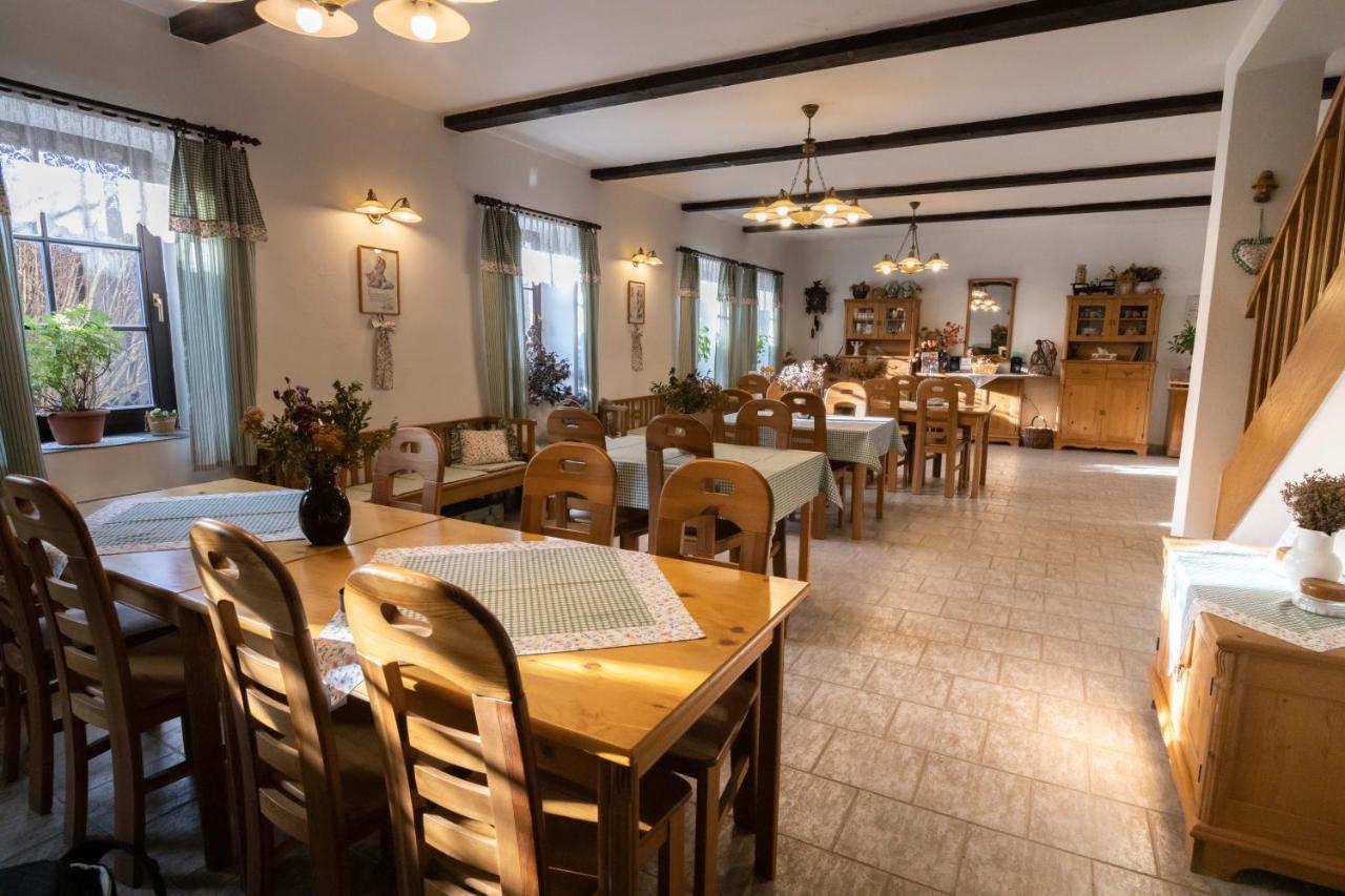 Penzion Beako Na "Pinglu" Votice Buitenkant foto